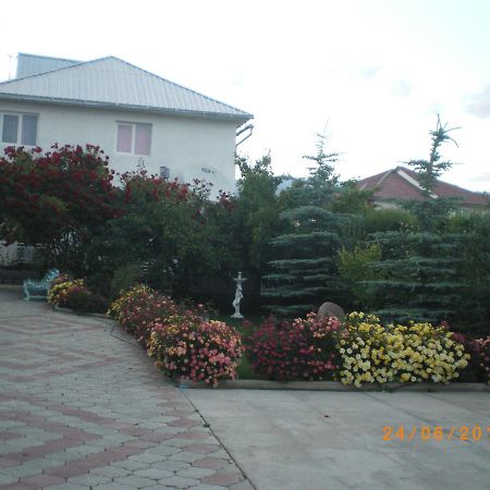 Prestige Guest House Tscholponata Exterior foto